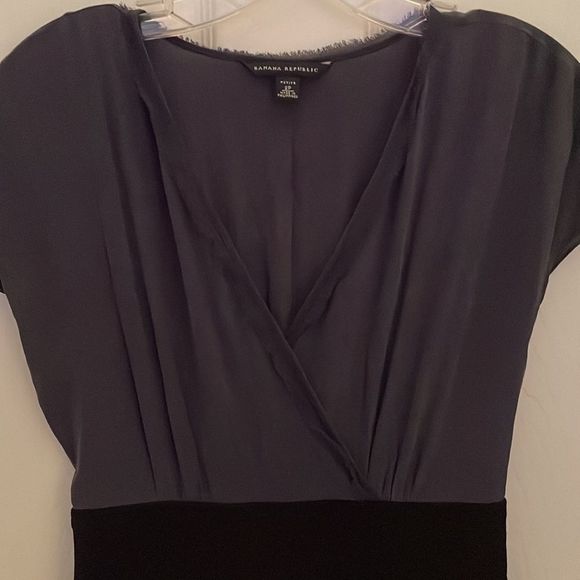 Banana Republic Melanie Silk Wrap Neck 2 Piece Dress Size 2 Petite - Picture 3 of 5
